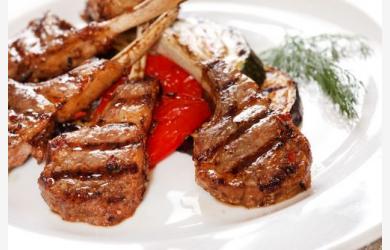 Smażenie tłustych dań na grillu? Teraz jest to możliwe nawet w domu